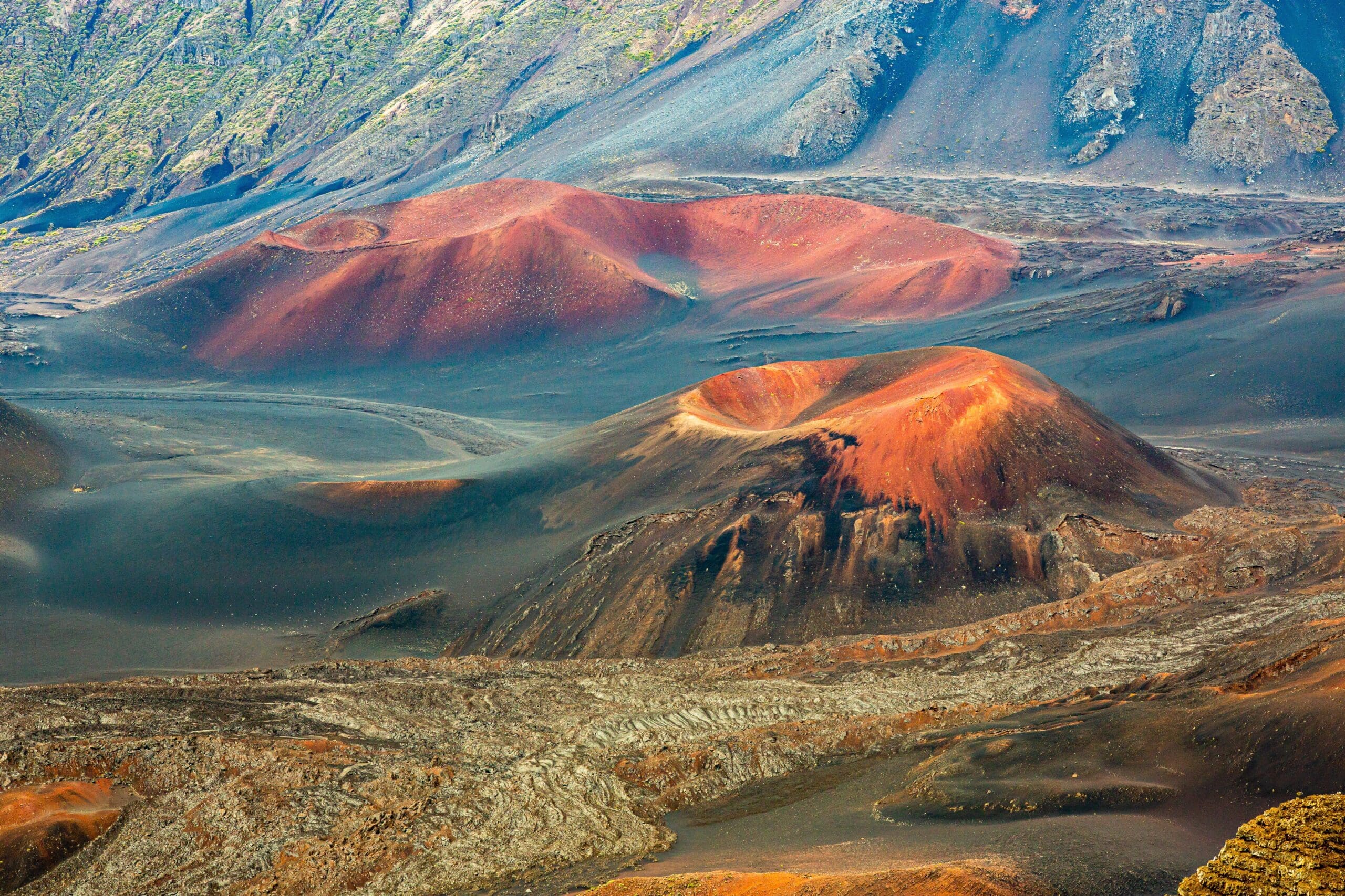 Haleakala,Volcano,In,Maui,,Hawaii,-,Cinder,Cones,In,Crater