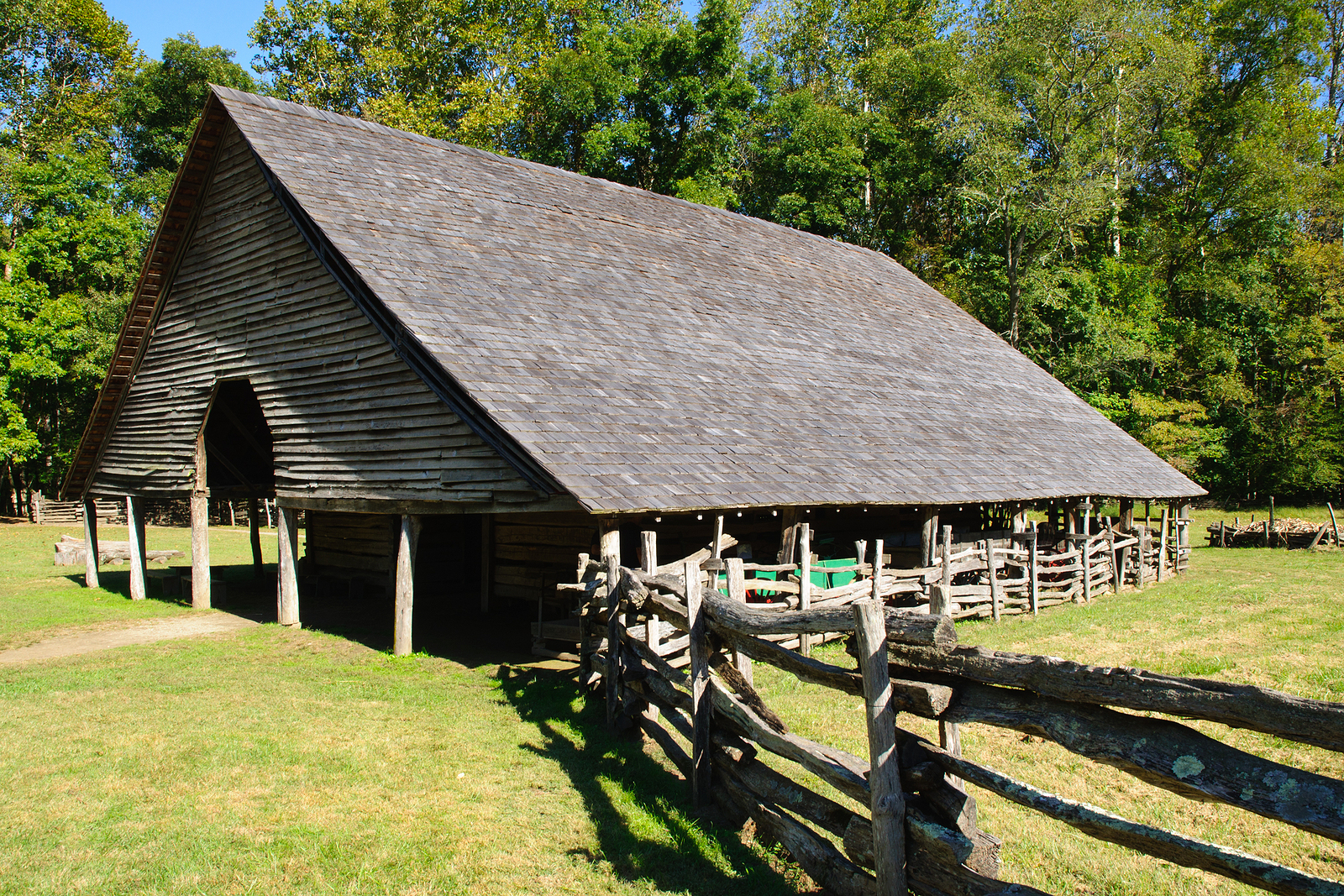 Oconaluftee Mountain Farm Museum barn