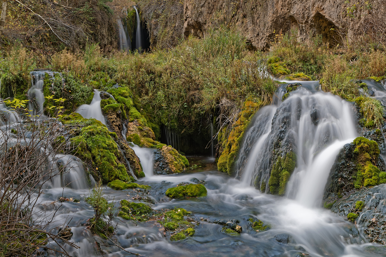 Roughlock Falls, In Spearfish Canyon, South Dakota (low Speed)