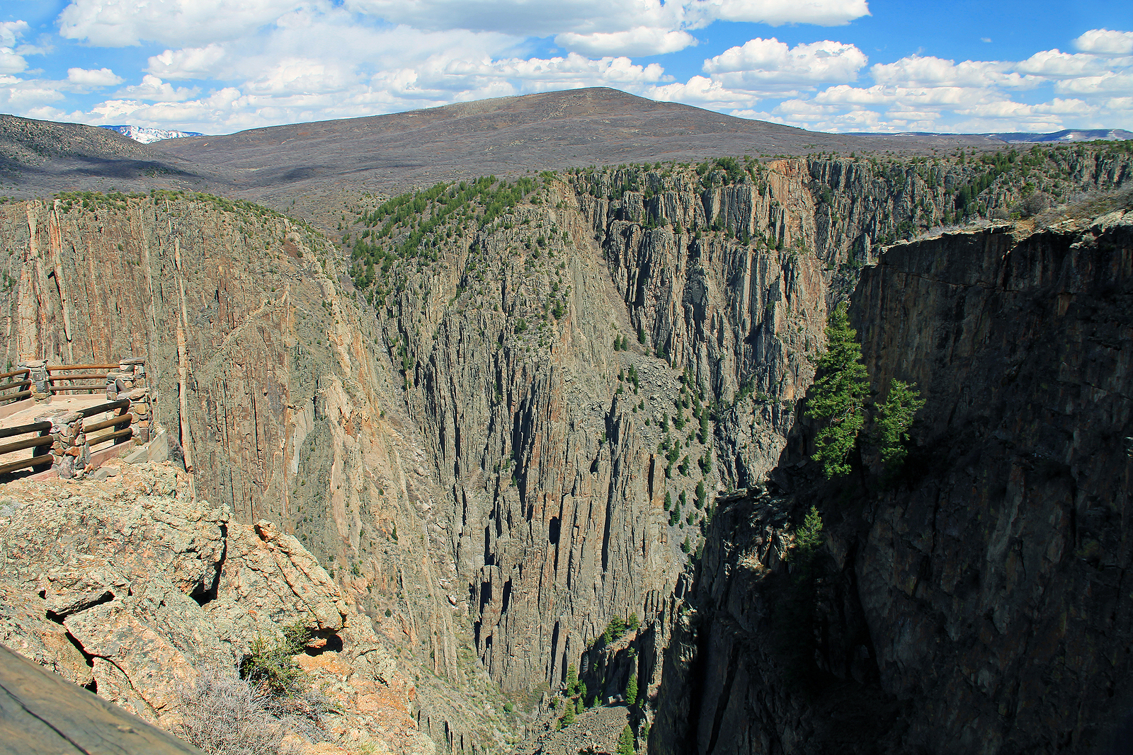Black Shadow Copy Space In Black Canyon Of The Gunnison National